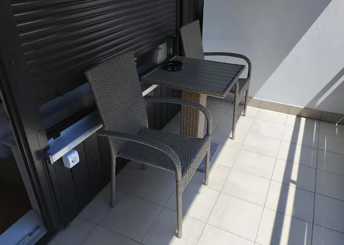 Kaninska Vas בובק